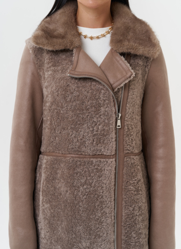 Дубленка из эко кожи с отделкой эко мехом