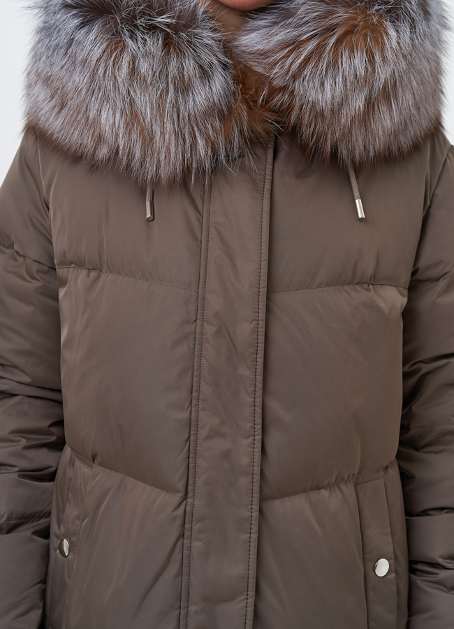 Пуховик с отделкой из меха блюфрост модель № 29358 универмаг малина