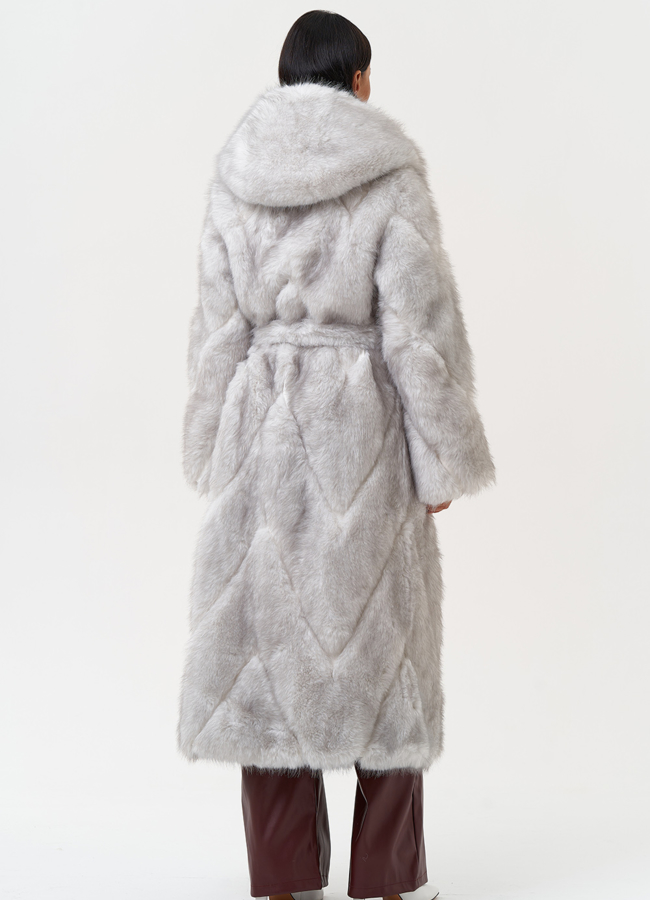 фото Длинная женская шуба из эко меха модель № 31244