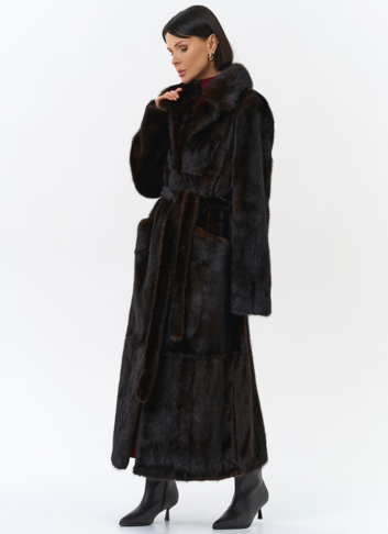Длинная шуба из меха норки с английским воротником