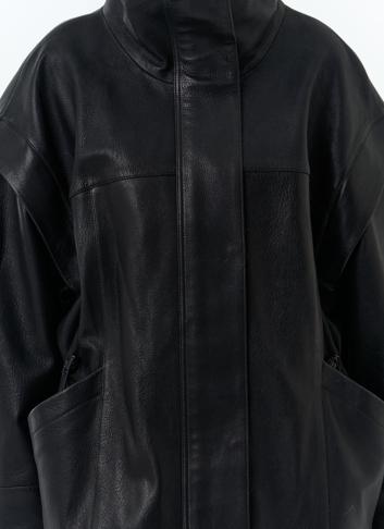 Женская куртка из натуральной кожи со съемными рукавами