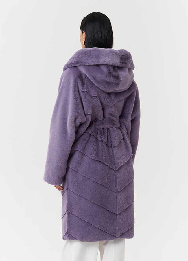 Женская шуба из эко меха с капюшоном модель № 28639 универмаг малина