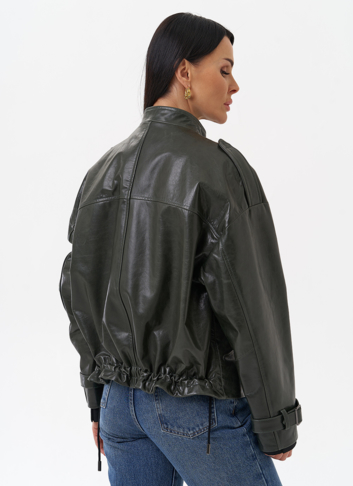 Женская кожаная куртка зеленого цвета