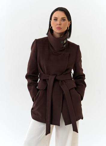 Женское укороченное пальто с воротником стойкой