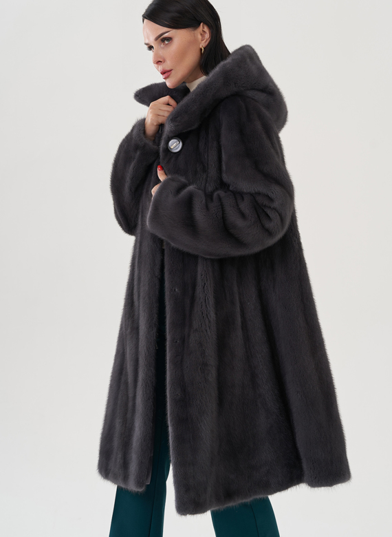 Норковая шуба годе/балетка в роспуск с капюшоном цвета графит