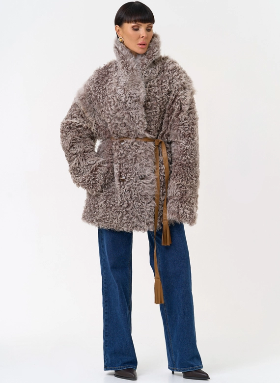 Женская двухсторонняя дубленка с воротником 
