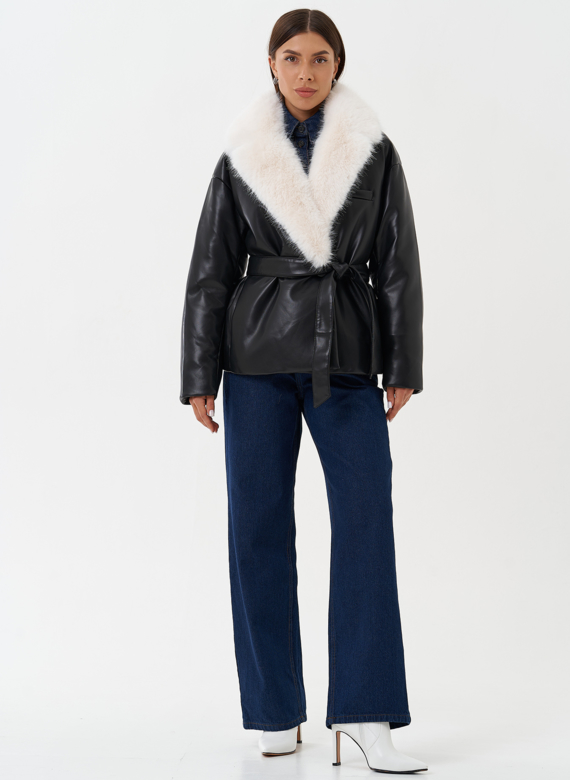 Утепленная куртка с эко мехом