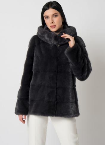 Куртка из меха норки с капюшоном