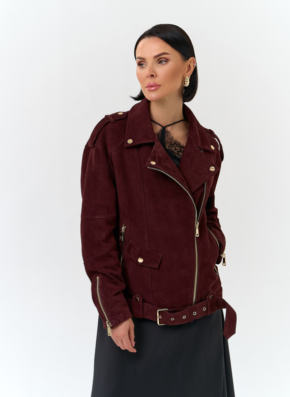 Женская куртка из натуральной замши бордового цвета