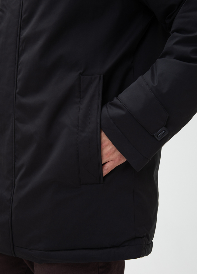 Мужской пуховик с капюшоном из меха енота модель № 28403 универмаг малина