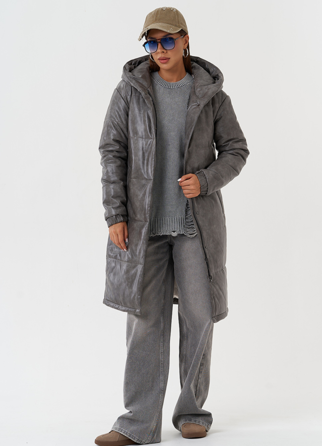 Пуховик из эко кожи с капюшоном модель № 28515 меха малина