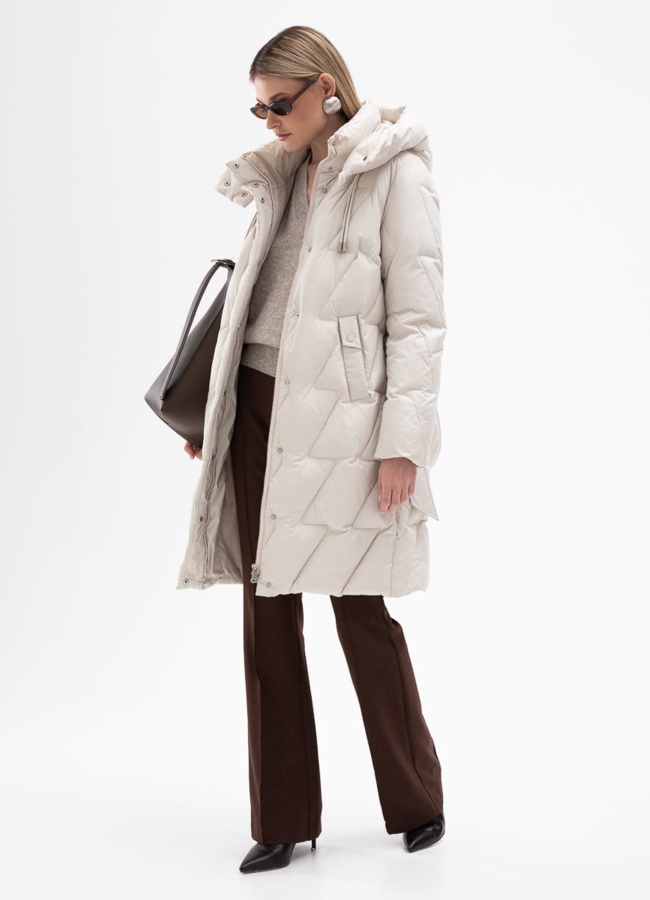 Женский светлый пуховик с поясом модель № 31133 в рассрочку