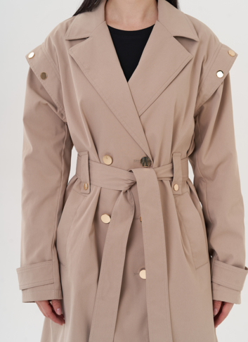 Классический плащ бежевого цвета