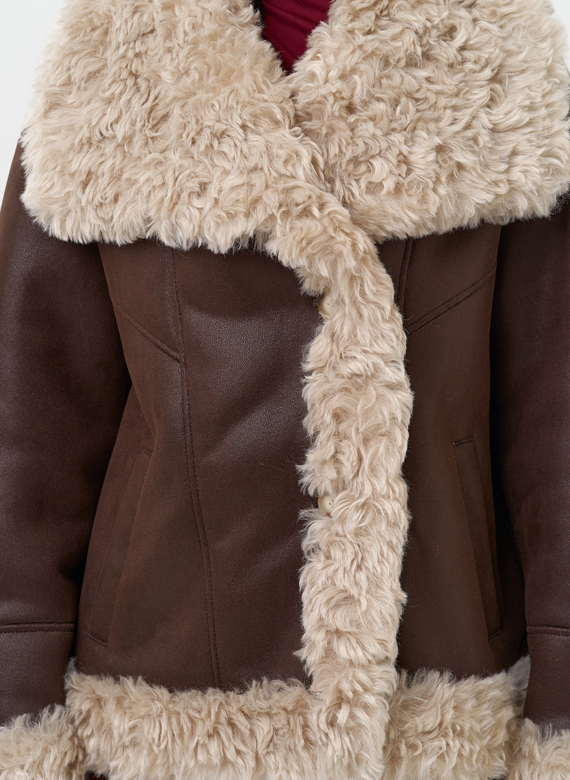 Дубленка из эко замши с высоким воротником