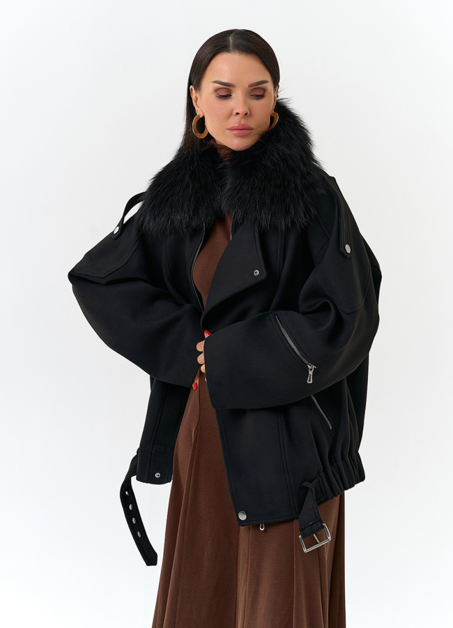 Женское укороченное пальто с отделкой из меха лисы модель № 32782 универмаг малина