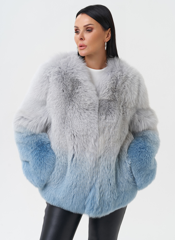 Шуба из меха лисы с принтом деграде