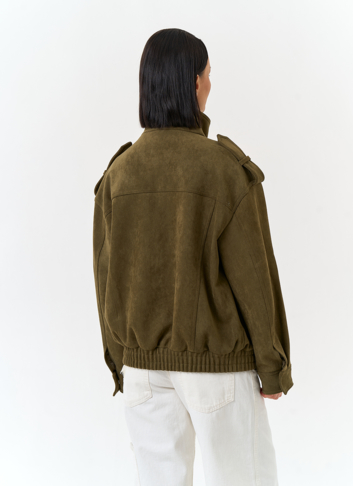 Женская куртка бомбер из эко замши