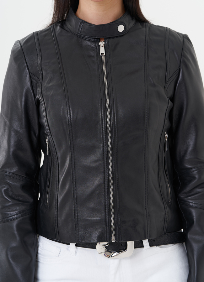 Женская куртка 