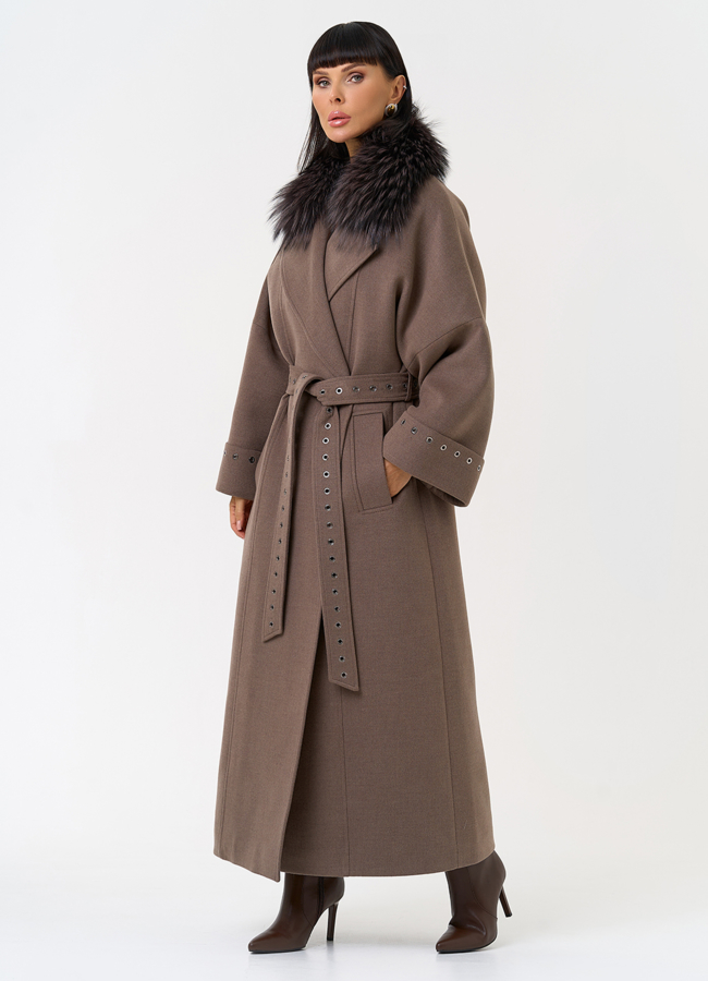 Утепленное женское пальто с английским воротником из меха лисы модель № 31553 универмаг малина