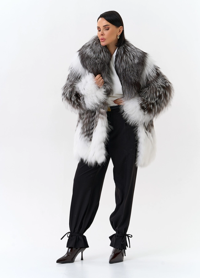 Шуба из меха чернобурой лисы модель № 32142 универмаг малина