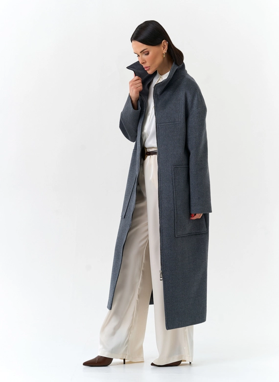 Женское длинное пальто с воротником стойкой фото