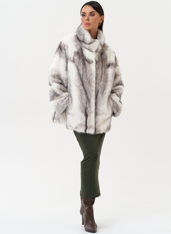 Коротка шуба из норки крестовки