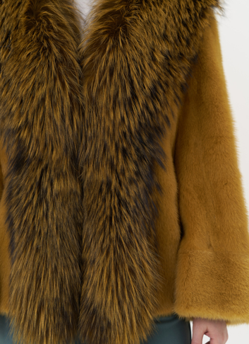 Норковая шуба укороченная