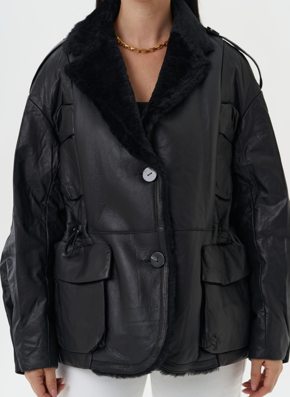 Куртка из натуральной кожи с английским воротником