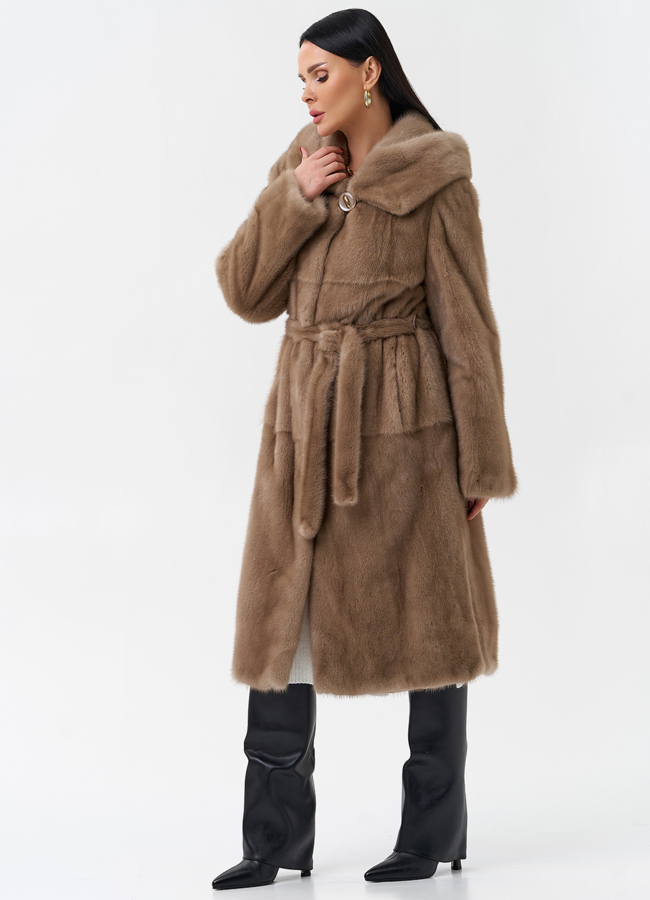 Длинная шуба с капюшоном  модель № 29229 универмаг малина